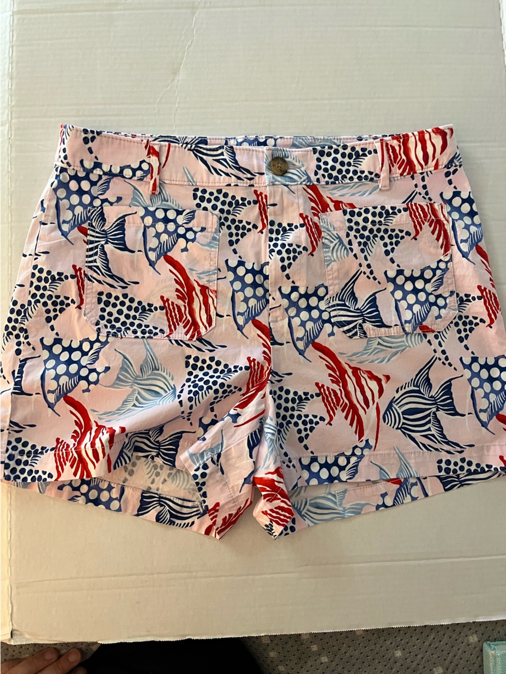 Angel fish print shorts COTTON :) Ann Taylor. Size 12 pockets nautical beachy